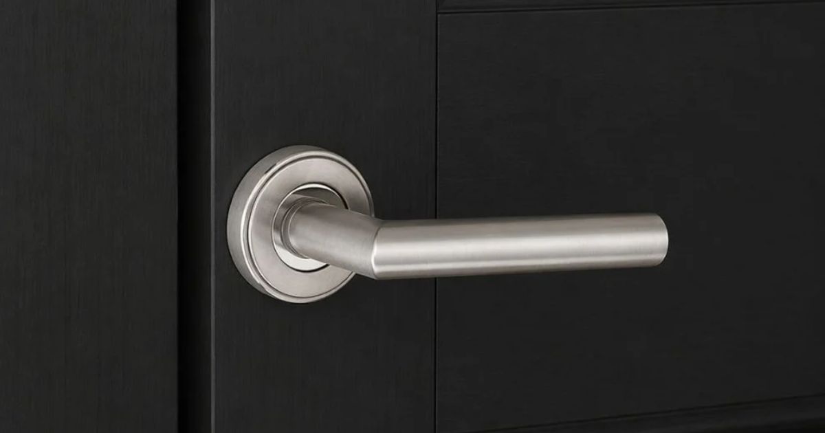 Aluminium Pull Bolt Lock for Store Rooms, Terraces and Shops