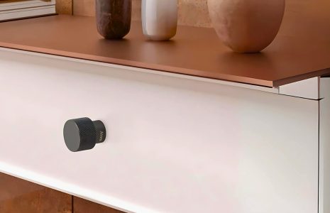 ATOM LOCK - Benefits of Choosing Brass Knobs Over Other Materials