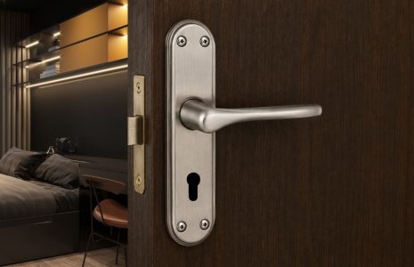When to Replace Door Lock on Your Main Door, Signs Not to Ignore